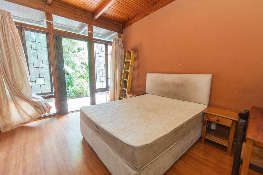 8 Bedroom Property for Sale in Summerstrand Eastern Cape